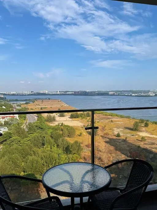 Apartment Unblocked Sea & City Views Foc Netflix Access And Youtube Premium 3Beds3Bath 6-11Pax Johor Bahru